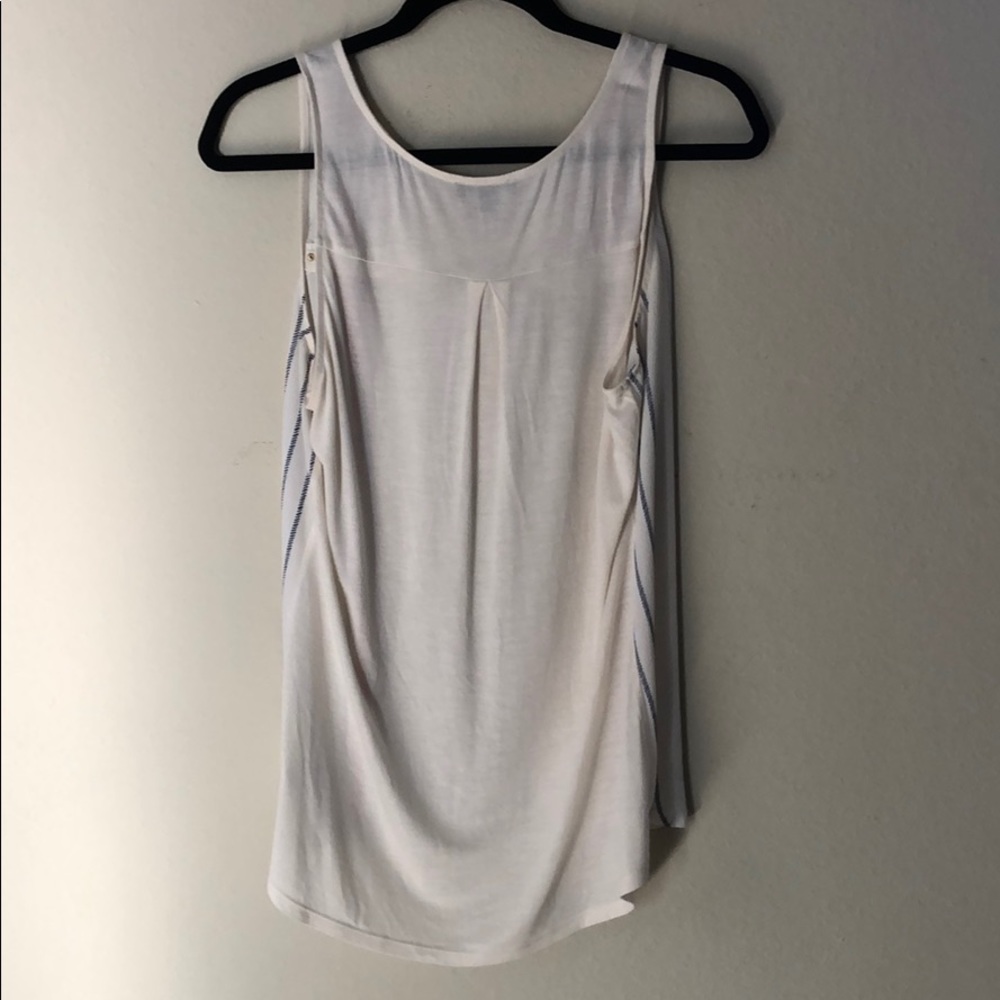 Express Tank Top - Picture 2 of 3